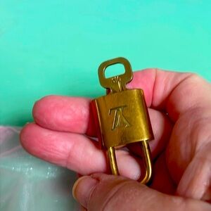 Louis Vuitton 310 lock